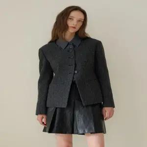 올리브데올리브 (OE5WJ956) 넥변형 헤링본 자켓