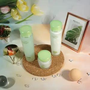 맑고 촉촉하게 깔끔한피부 여성 스킨1+로션1+크림1 맑고 촉촉하게