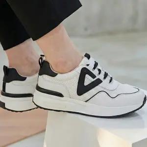 더힐슈즈 가죽 데일리 여성여자 운동화 슬립온 스니커즈 5cm sjpe+P559