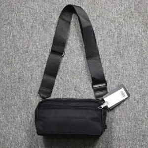 (색상 블랙)크로스백 보조가방 외출가방 여행 작은사이즈 미니