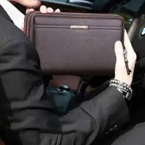 남성 가죽 실속형 지퍼 1P 가벼운 핸디 파우치 가방