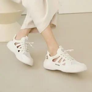 봄 여름 트렌디 스니커즈 IT 25014 편한신발 망사신발 여름신발 운동화 스니커즈 봄신발 트렌디