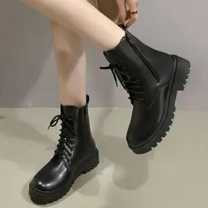 [라일리] Rly 여성 빅사이즈 워커 은은한 광택 레이스업 워커