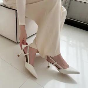 [신상오픈런]킬힐슬링백 뾰족코 하이힐 봄구두 스틸레토 가죽 (30222008)