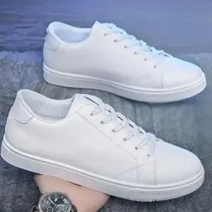 남자 2컬러 레이스업 스타일 캐주얼 스니커즈 운동화 WFGFBYT