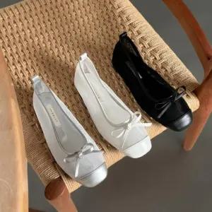 [신상오픈런]여성 통기성 플랫슈즈 사각코 여름망사 신발 (33435103)