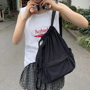 (색상 블랙)나일론 여자 가벼운 백팩 대학생 직장인 가방 블랙 여성백팩 여행용백팩 직장인백팩