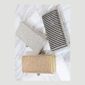 여성 클러치백 블링블링 스터드 장식 핸드백 손가방 여성지갑 브랜드지갑