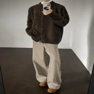 니트 남자 가디건 차콜 카디건 스웨터 숏 패피1