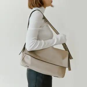 [HOZE/호재] FUNNY(퍼니)_2COLOR / 정가  328,000 원