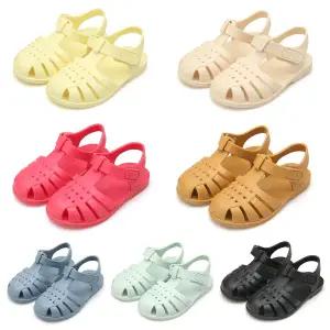 [롯데백화점]이고르 클라시카 유광 무광 14 COLORS 아동샌들 공용 젤리슈즈 키즈샌들 by트래드후스