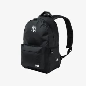 [갤러리아] 뉴에라키즈 MLB 뉴욕 양키스 라이트 백팩 블랙(14541192)