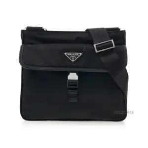 [롯데백화점]프라다 [라벨루쏘] SS25 남성 사피아노 크로스백 2VH119 2DMH F0002 (XOO)