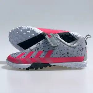 험멜 주니어 풋살화 팬서 유소년 축구화 찍찍이 벨크로 그레이 정품 HMSS-506 Gray