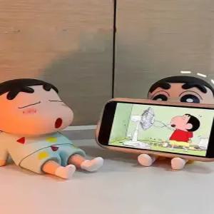 짱구는 못 말려 귀여운 휴대폰 거치대 홀더 데스크탑 인형 받침대 선물 크레용 신짱
