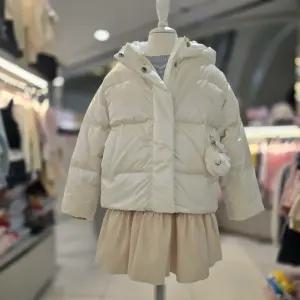 [로엠걸즈] 글로시 덕파이버 숏 푸퍼 패딩 RGJD25T1C.