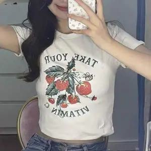 러블리 MD37CK67 딸기 프린팅 여성 크롭 순면 반팔 티셔츠