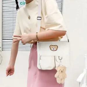 곰인형 더블 포켓 미니 캔버스 크로스백 보스턴백