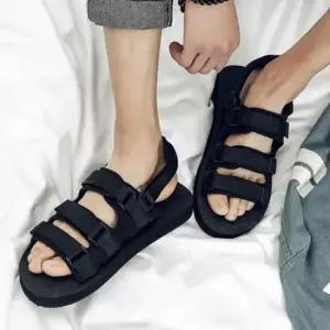 남성샌들 남여공용 멀티 스트랩 발편한 여름 패션 샌들
