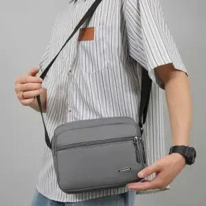 캐주얼 크로스백 생활방수 여행 외출 경량 수납포켓 옆으로매는가방 직장인크로스백