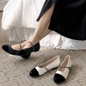 체인 스트랩 포인트 클래식 캡토 플랫 슈즈 5FWY