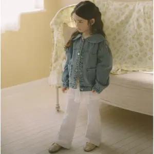[롯데백화점]아꽁떼 룰라비_포켓자수데님자켓76122-112-01