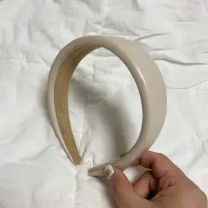 가죽머리띠 두꺼운 베이지 ZF