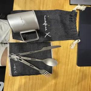 이매진 X 티타늄 캠핑 식기 세트 - 가볍고 견고하며 사용하기 쉬운 풀 윈저 디자인 배낭여행 하이킹 모험을