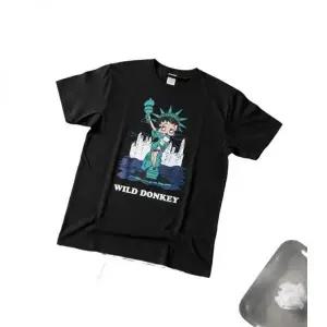 [와일드동키] 베티 리버티 블랙 티셔츠 153583817