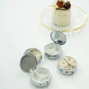 큐트 원형 프린팅 휴대용 미니 약통_24641333