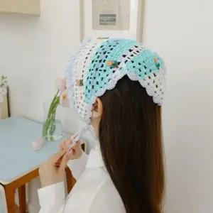 [신상오픈런]여성용 사랑스러운 색감 꽃 자수 크로셰 두건 (33650072)