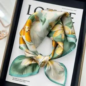 꽃패턴 실크 스카프 1P 봄 여름 패션 포인트 실크 스카프 여자 데일리 가방 여성 미니 가을