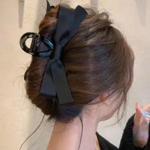 [신상오픈런]리본집게핀 발레코어 올림머리 여성스러운 왕머리핀 (30317421)