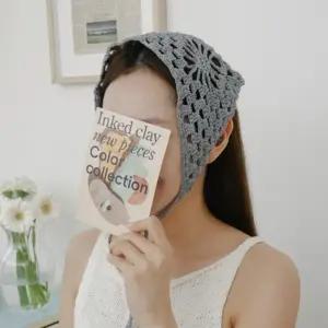 [신상오픈런]여성 꽃무늬 삼각 헤어 메이크업 니트 두건 (33650074)