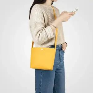 ( )원버튼 캔버스 미니 크로스백 옐로우 무지 에코백 가벼운 여행용 데일리 가방