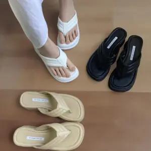 [신상오픈런]여성 사무실용 스트랩 플랫 샌들 (33434932)