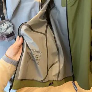 남성용 캐주얼 야상사파리 가을겨울 점퍼 아이템 후드 트렌디 아웃도어오프라인+방풍방수항열 바람막이 HT4