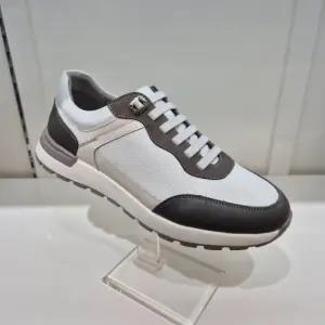 엘칸토 HC11 소가죽 남성 스니커즈 세미케주얼 스니커즈  K8T5U6Q1310