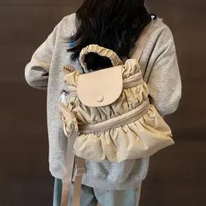 [신상오픈런]여성 귀여운 셔링 디자인 백팩과 지갑 세트 (33306319)