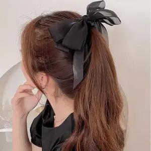 [신상오픈런]바나나핀 발레코어 빅사이즈 쉬폰 리본집게핀 (30317438)