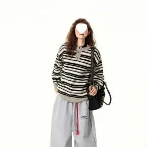 남친 니트 가을 풀오버 헨리넥 스트라이프 남녀 트렌드 패피3