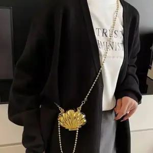 천진반 여친 데일리룩 가방 미니백 자개 토트백 아크릴 숄더백 비즈 체인 KUK5