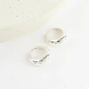 [신상오픈런]물방울귀걸이 스털링실버 블링 볼드이어링 큐빅 (29965125)