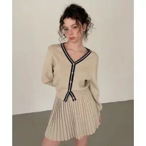 매장정품 TWEE 켄텀 배색 가디건 스커트 세트