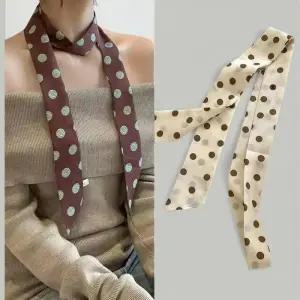 [신상오픈런]여성 도트무늬 슬림 롱 타이넥 스카프 (41564534)