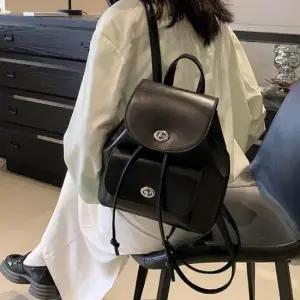 [패션] 위드썸띵 미니백팩 직장인백팩 가죽백팩 여대생가방