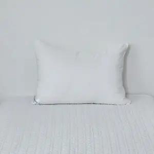 [모던하우스] 모던하우스 호텔같이 푹신하고 복원력이 좋은 다운필 베개솜 40x60 FP1119010