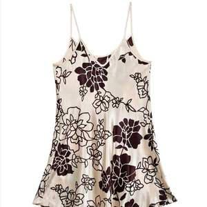 (국산) 부드러운 고급 여성 파자마 잠옷 여성원피스치마속옷