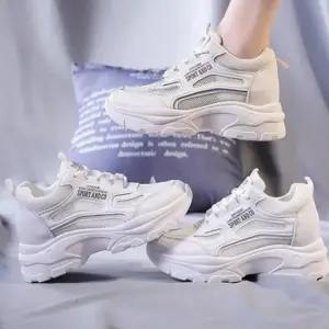 메쉬 키높이 어글리 운동화 여성 굽높은 런닝화 신발 남자스니커즈 워킹화 남성스니커즈