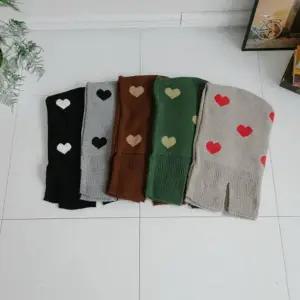 [하프클럽/]여성 겨울 하트 패턴 러블리 넥워머 비니